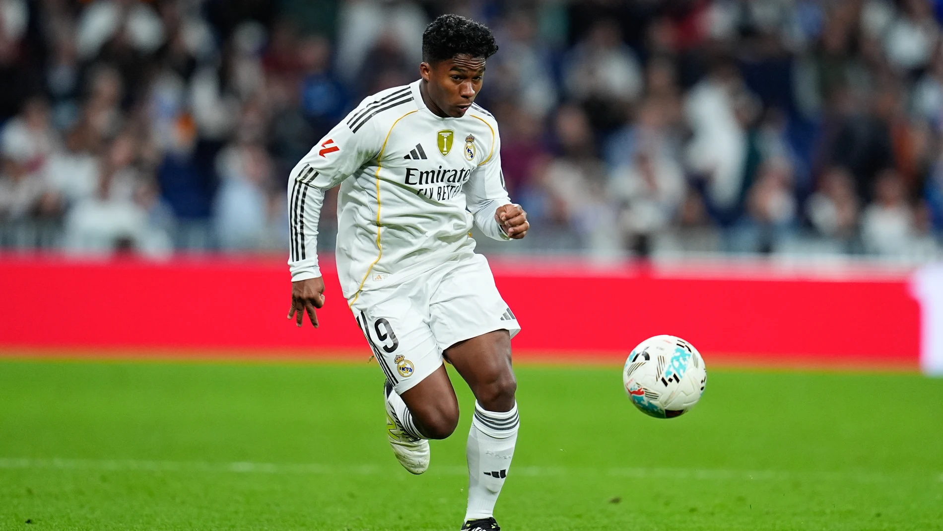 Endrick of Real Madrid CF in action during the Spanish League, LaLiga EA Sports, football match played between Real Madrid C.F. and Valencia CF at Santiago Bernabeu stadium on November 1, 2025, in Madrid, Spain. AFP7 01/11/2025 ONLY FOR USE IN SPAIN