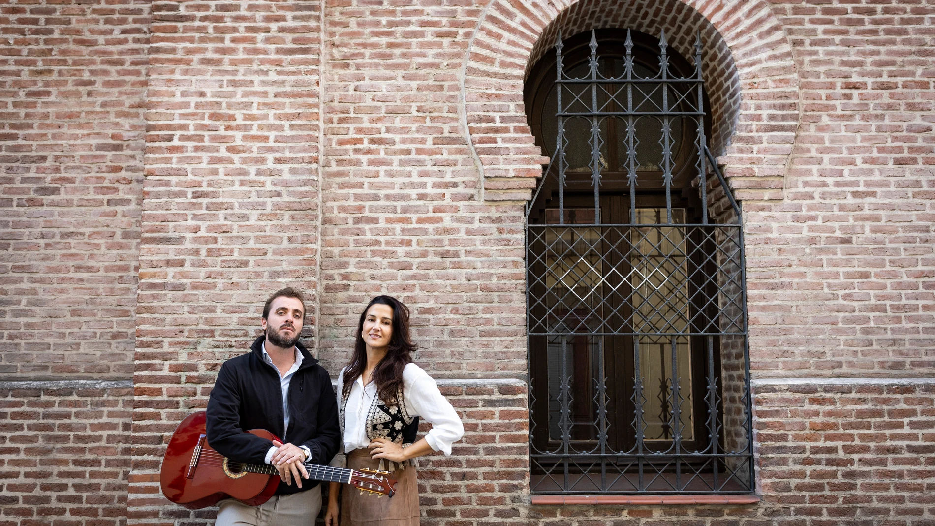 Alba Carmona y Jesús Guerrero, dúo musical.