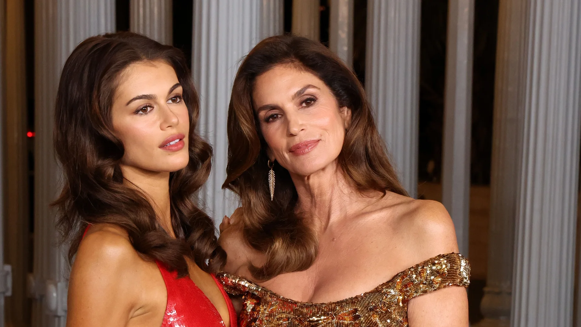 Kaia Gerber y Cindy Crawford en la Gala LACMA en Los Ángeles.