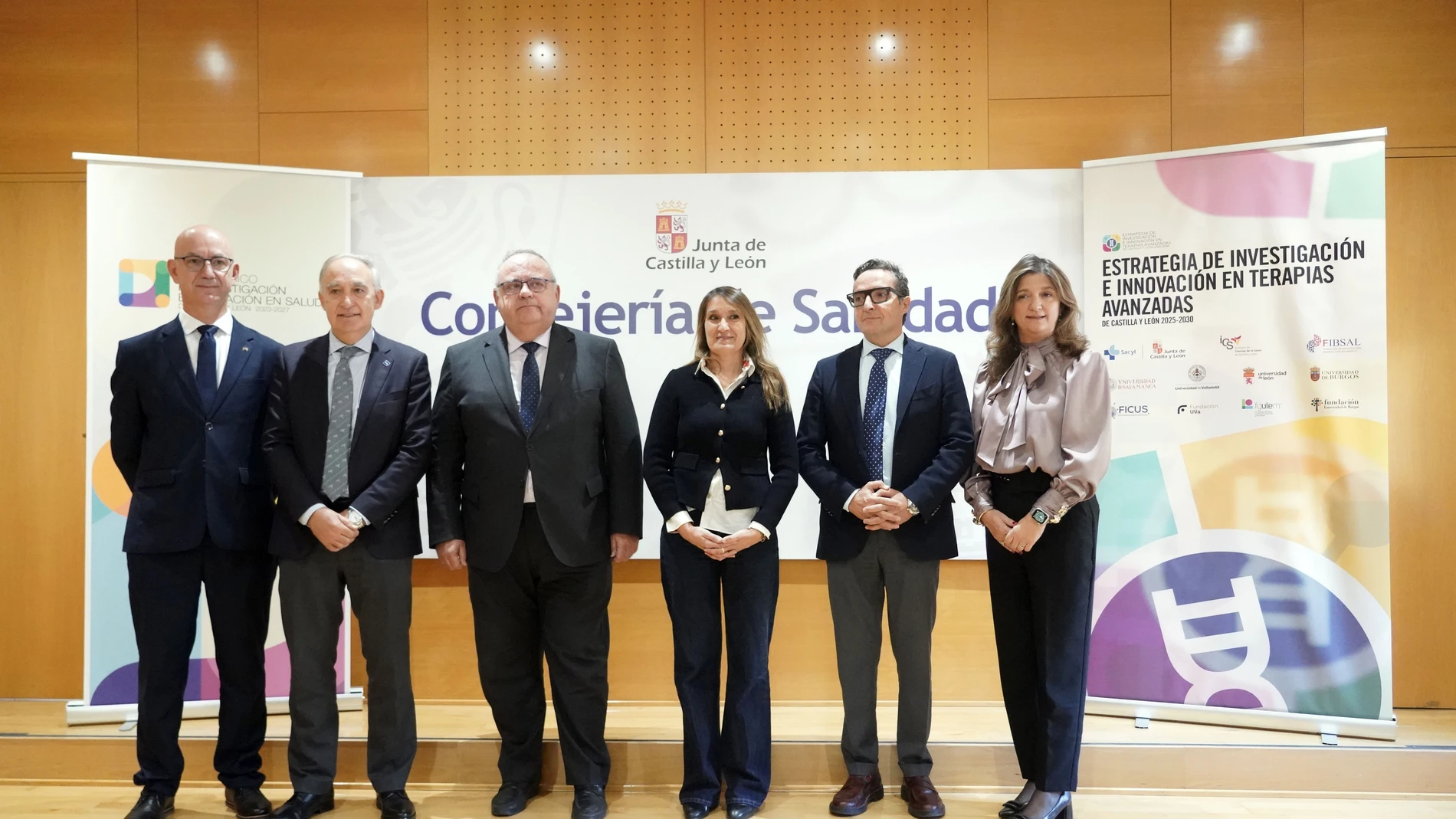 Vázquez y Lucas junto a los rectores de las cuatro universidades públicas de Castilla y León