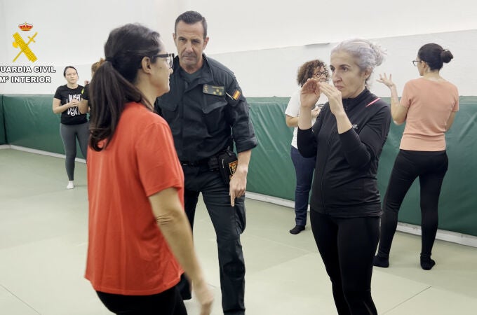 Los enfermeros murcianos plantan cara a las agresiones Los enfermeros murcianos plantan cara a las agresiones