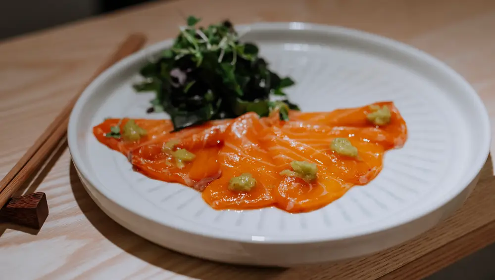 Sashimi en Kaito Hand Roll Bar