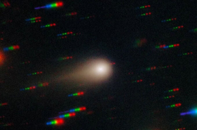 El cometa interestelar 3I/ATLAS reaparece tras pasar detrás del Sol y ya puede verse con telescopios de aficionado. El cometa interestelar 3I/ATLAS reaparece tras pasar detrás del Sol y ya puede verse con telescopios de aficionado.