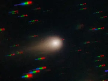 El cometa interestelar 3I/ATLAS reaparece tras pasar detrás del Sol y ya puede verse con telescopios de aficionado. El cometa interestelar 3I/ATLAS reaparece tras pasar detrás del Sol y ya puede verse con telescopios de aficionado.