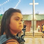 Noelia Vega, la joven madrina de bautizo