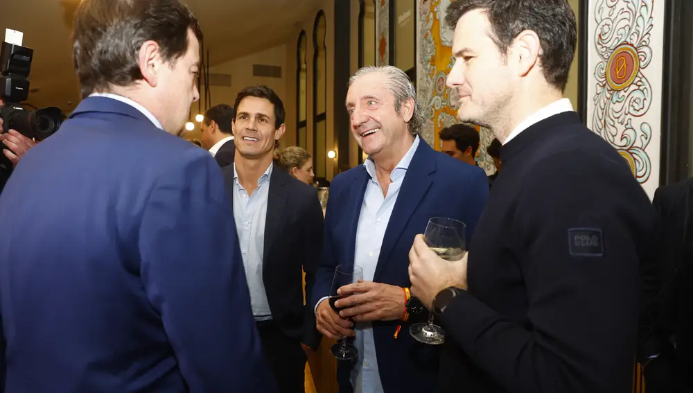 10 Aniversario de Ok Diario. Fernandez Mañueco junto a Josep Pedrerol