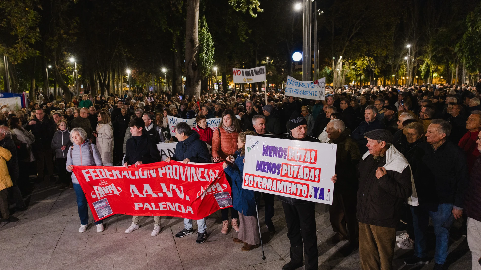 Concentración en Palencia contra Adif