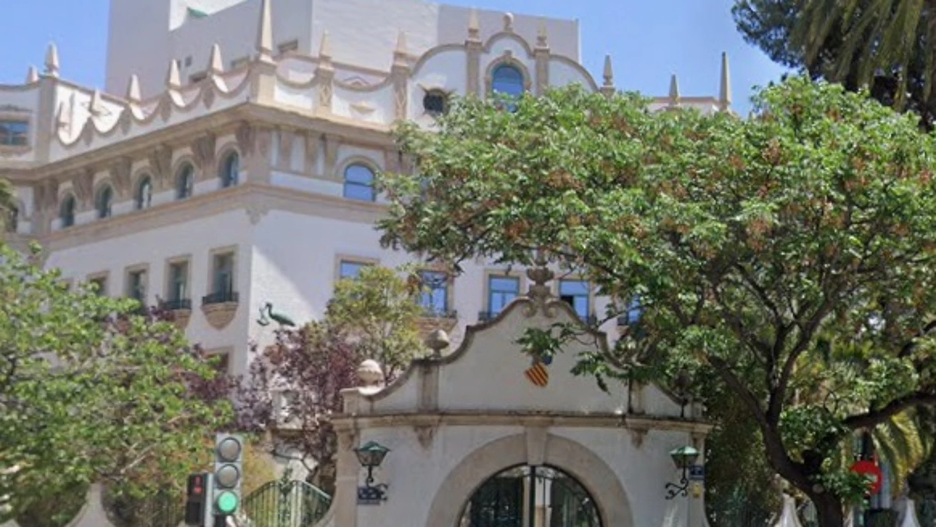 Fachada del edificio de la Cigüeña, sede de la Conselleria de Emergencias e Interior REMITIDA / HANDOUT por GOOGLE MAPS Fotografía remitida a medios de comunicación exclusivamente para ilustrar la noticia a la que hace referencia la imagen, y citando la procedencia de la imagen en la firma 06/11/2025
