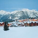 Cada vez son más los turistas españoles que apuestan por esquiar en Francia