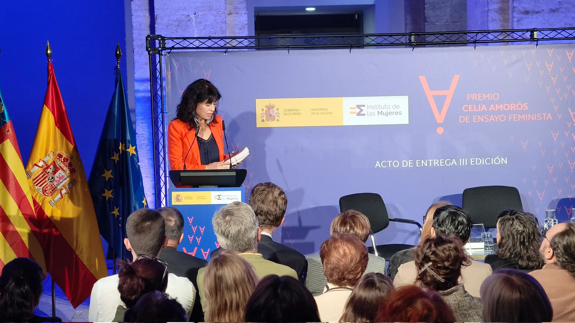 La obra "Los triángulos rojos. Exiliadas de Franco y deportadas de Hitler" gana los Premios Celia Amorós de ensayo feminista