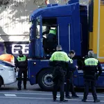 Una joven muere atropellada en València por un camionero que da positivo en drogas