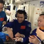 El cambio de tripulación en la estación china