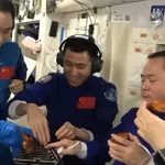 El cambio de tripulación en la estación china