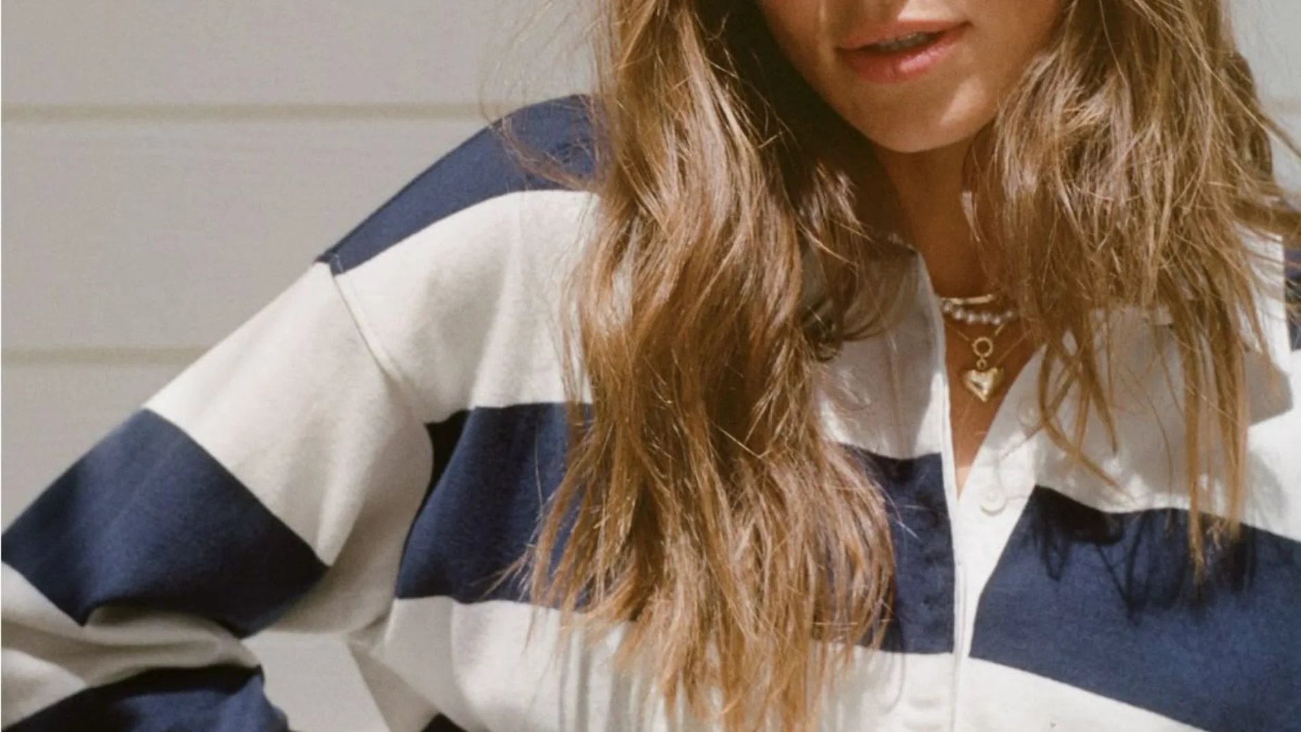 ¿Nueva reina del otoño? La moda se rinde ante el "rugbycore" como la tendencia de esta temporada