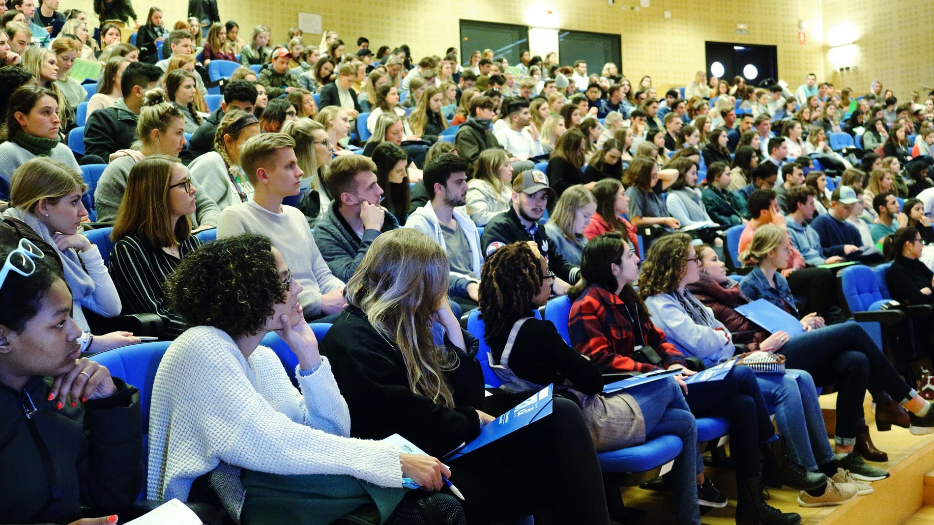 Estudiantes de la Universidad Pablo de Olavide (UPO), en Sevilla