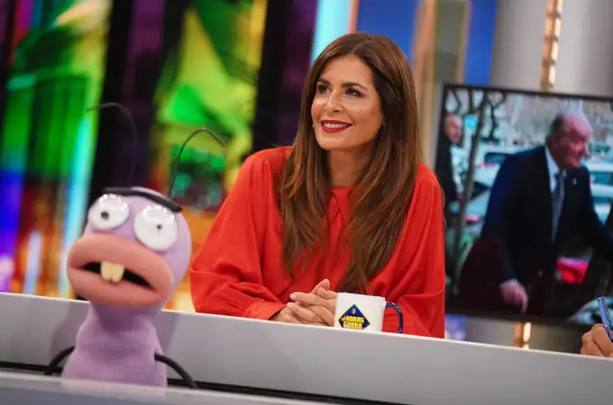 Nuria Roca y el look rojo (efecto ‘wow’) de Zara y H&M que resuelve cualquier plan de noche este otoño Nuria Roca y el look rojo (efecto ‘wow’) de Zara y H&M que resuelve cualquier plan de noche este otoño