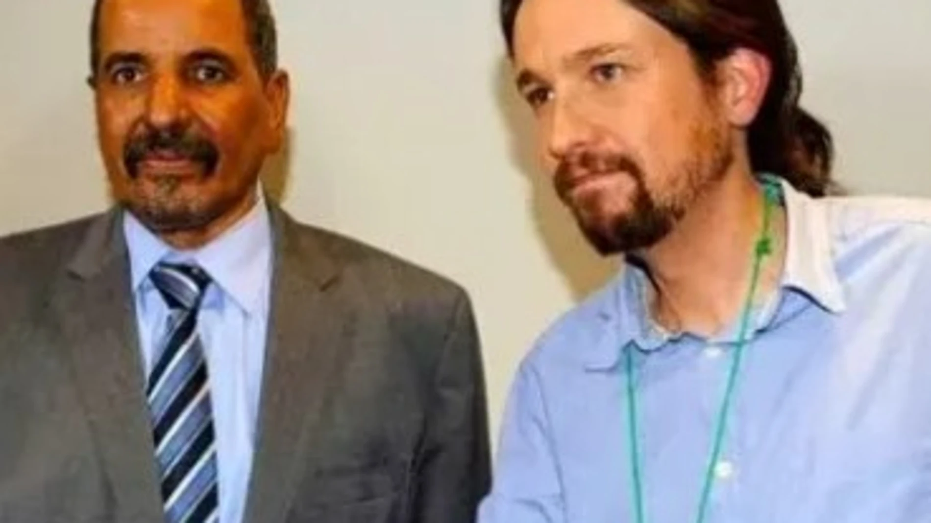 Pablo Iglesias con el quefuera máximo dirigente del Polisario Mohamed Abdelaziz