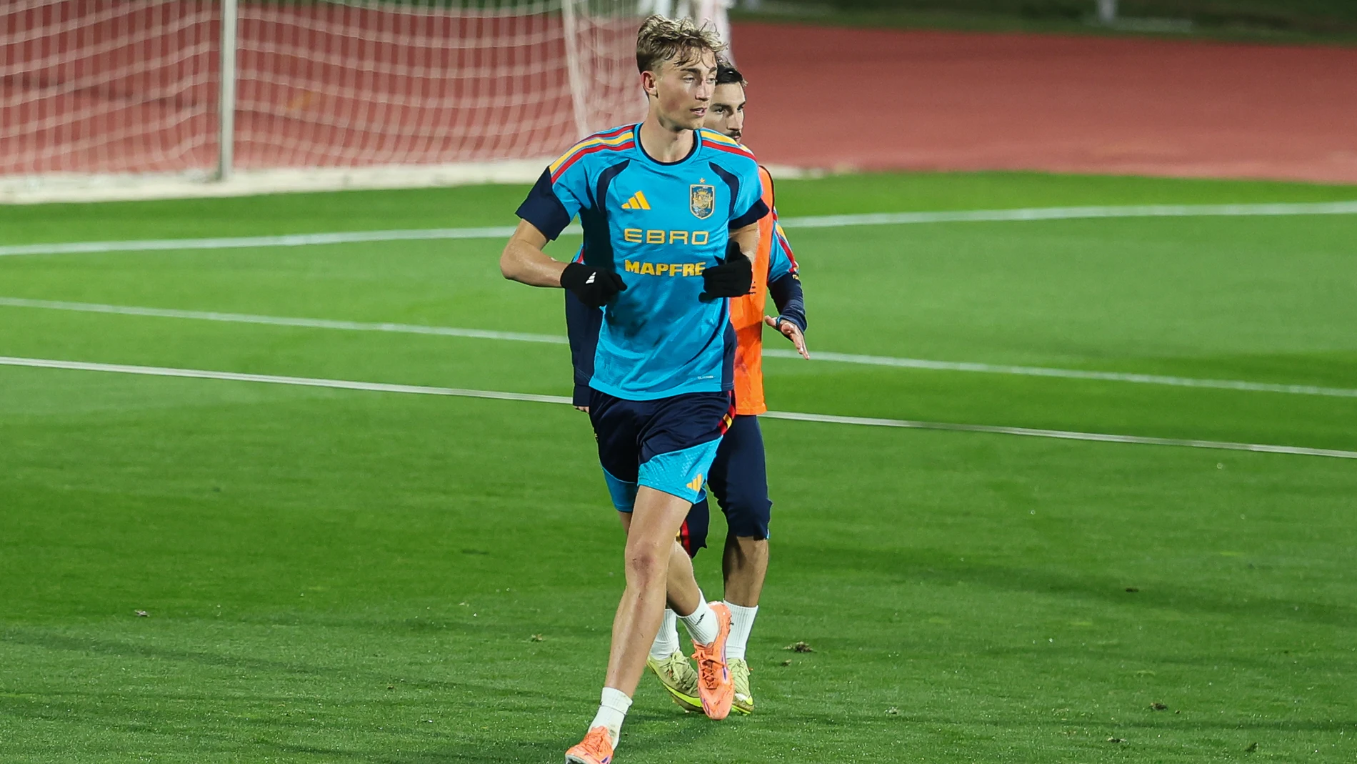 Dean Huijsen of Spain during a training session prior to the 2026 World Cup qualifying matches against Georgia and Turkey, at the Ciudad del Futbol, in Las Rozas, Madrid, Spain, on November 11, 2025. AFP7 11/11/2025 ONLY FOR USE IN SPAIN