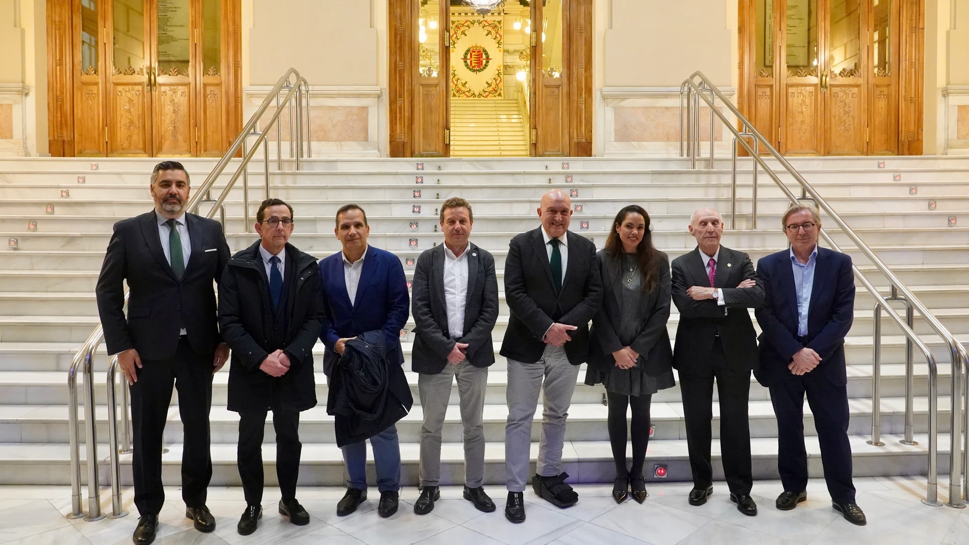 Carnero con la delegación de Cartif, emisarios de la Comisión Europea, y representantes del Ayuntamiento de Madrid
