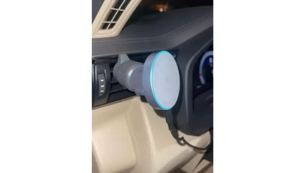 UGREEN Qi2 para el coche