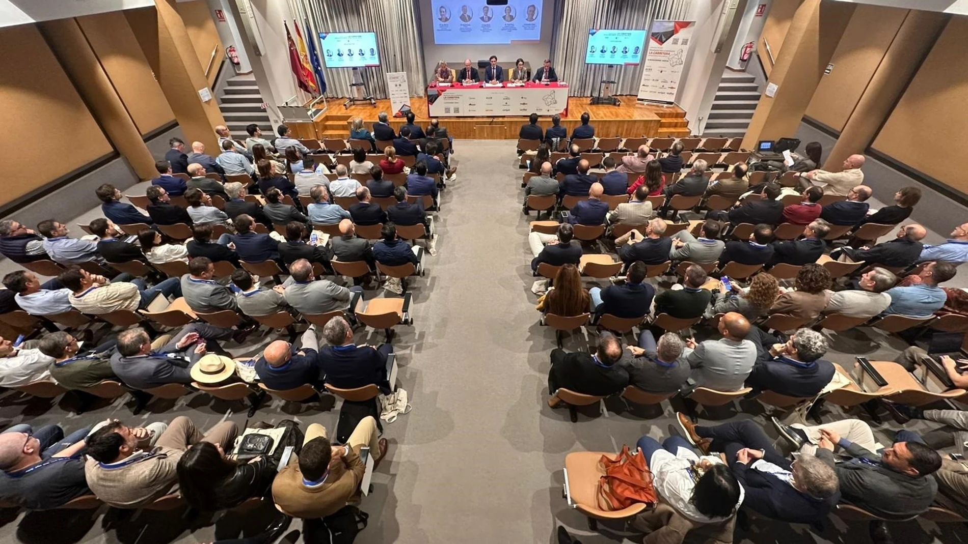 El consejero de Fomento e Infraestructuras, Jorge García Montoro, durante la inauguración de la jornada nacional ‘Preparados para lo imprevisto. La carretera, infraestructura crítica’, organizada por ACEX Carme Ripollés / Europa Press 12/11/2025