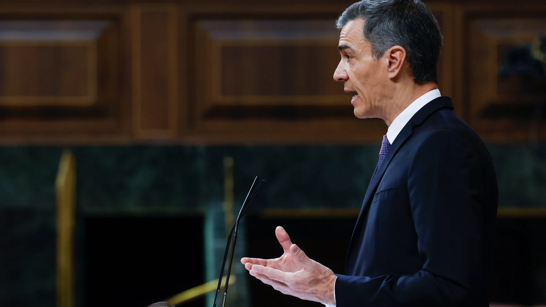 MADRID, 12/11/2025.- El presidente del Gobierno, Pedro Sánchez, durante su comparecencia este miércoles en el Congreso para informar de las últimas cumbres internacionales. EFE/ JJ Guillen