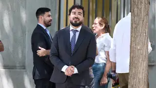 La Eurocámara inicia el proceso de un segundo suplicatorio para levantar la inmunidad de 'Alvise' La Eurocámara inicia el proceso de un segundo suplicatorio para levantar la inmunidad de 'Alvise'