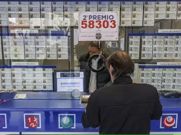 Castilla y León juega 121 euros por habitante en la Lotería de Navidad Castilla y León juega 121 euros por habitante en la Lotería de Navidad