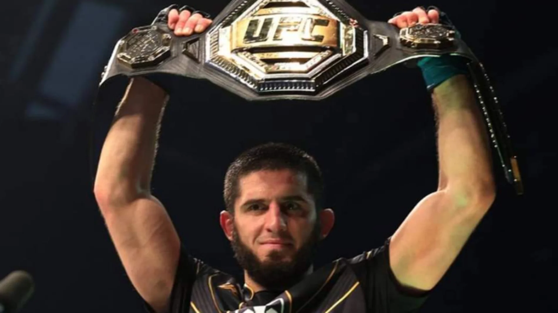 Islam Makhachev se pronuncia sobre su futuro y lo deja claro: "Yo también quiero pelear contra Ilia Topuria"