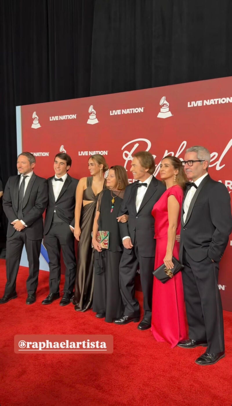 Los looks del homenaje.