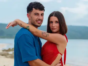 Juanpi y Sandra, participantes de 'La isla de las tentaciones 9' Juanpi y Sandra, participantes de 'La isla de las tentaciones 9'