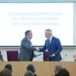 Collboni y Bañeros firman el convenio para la nueva unidad de Guardia Urbana adscrita a la Fiscalía