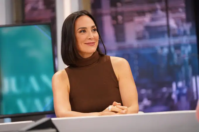 La falda lápiz de piel que estiliza a todas: Tamara Falcó enseña la combinación más elegante del otoño La falda lápiz de piel que estiliza a todas: Tamara Falcó enseña la combinación más elegante del otoño