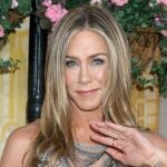 Las zapatillas retro que lleva Jennifer Aniston fueron icono en los 70 y vuelven a ser las más deseadas