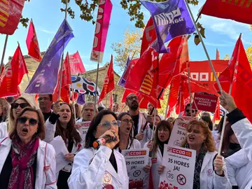 CCOO exige la implantación "ya" de las 35 horas en la sanidad pública valenciana CCOO exige la implantación "ya" de las 35 horas en la sanidad pública valenciana REMITIDA / HANDOUT por CCOO Fotografía remitida a medios de comunicación exclusivamente para ilustrar la noticia a la que hace referencia la imagen, y citando la procedencia de la imagen en la firma 14/11/2025