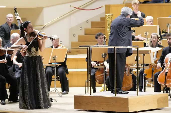 Borrachera checa con María Dueñas Borrachera checa con María Dueñas