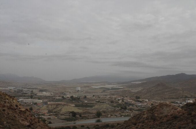 La intrusión de aire sahariano incrementa los niveles de las partículas PM10 en Lorca La intrusión de aire sahariano incrementa los niveles de las partículas PM10 en Lorca