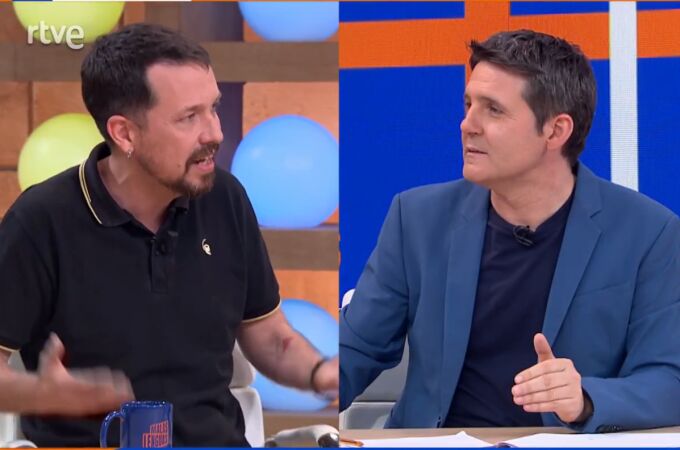 Jesus Cintora y Pablo Iglesias durante su discusión por Telemadrid Jesus Cintora y Pablo Iglesias durante su discusión por Telemadrid