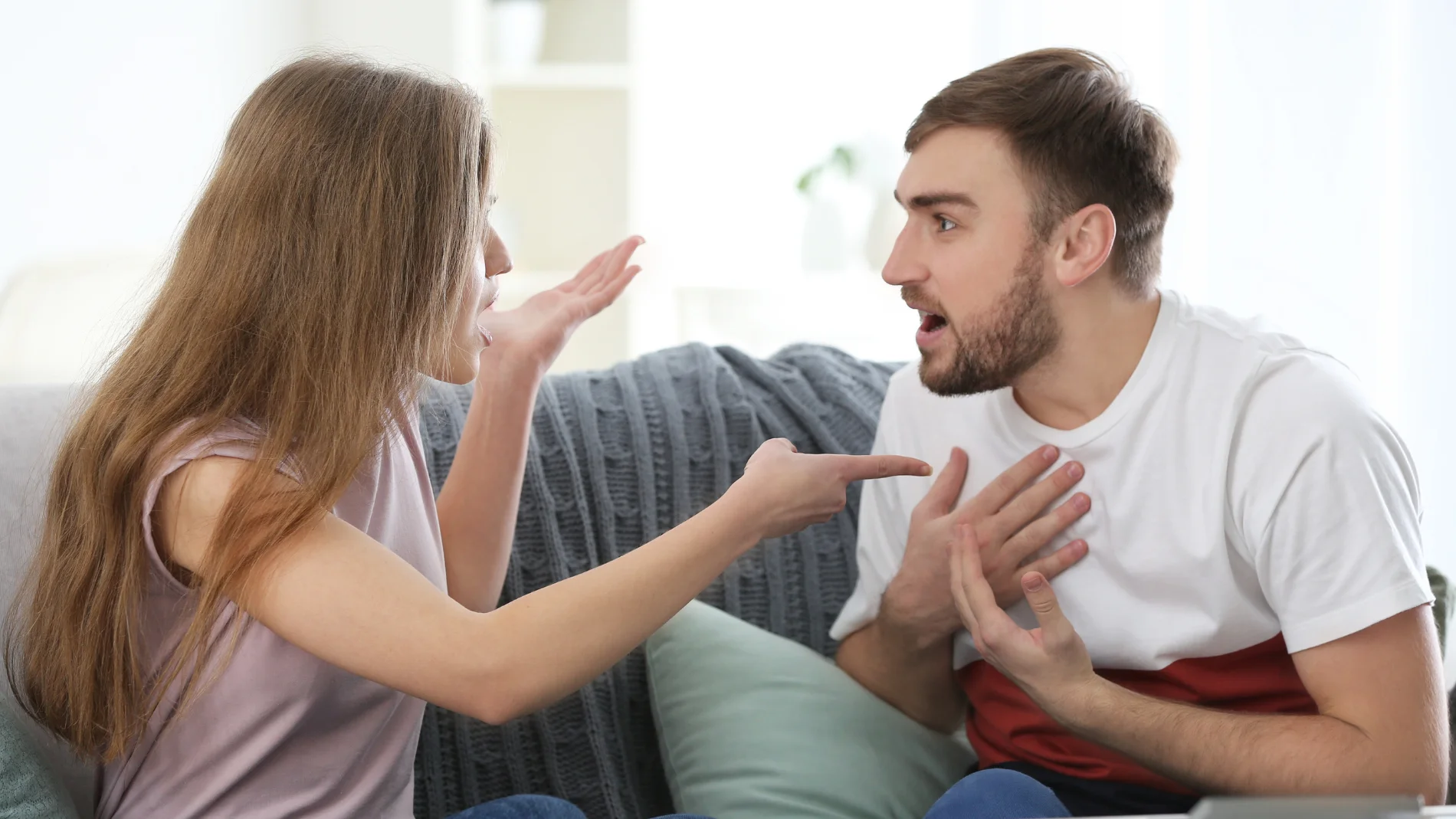 Paula Orell, psicóloga: “Si borras la conversación, borras también la confianza”