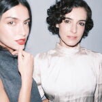 Luc&iacute;a Rivera y Blanca Romero junto a Kiabi. 