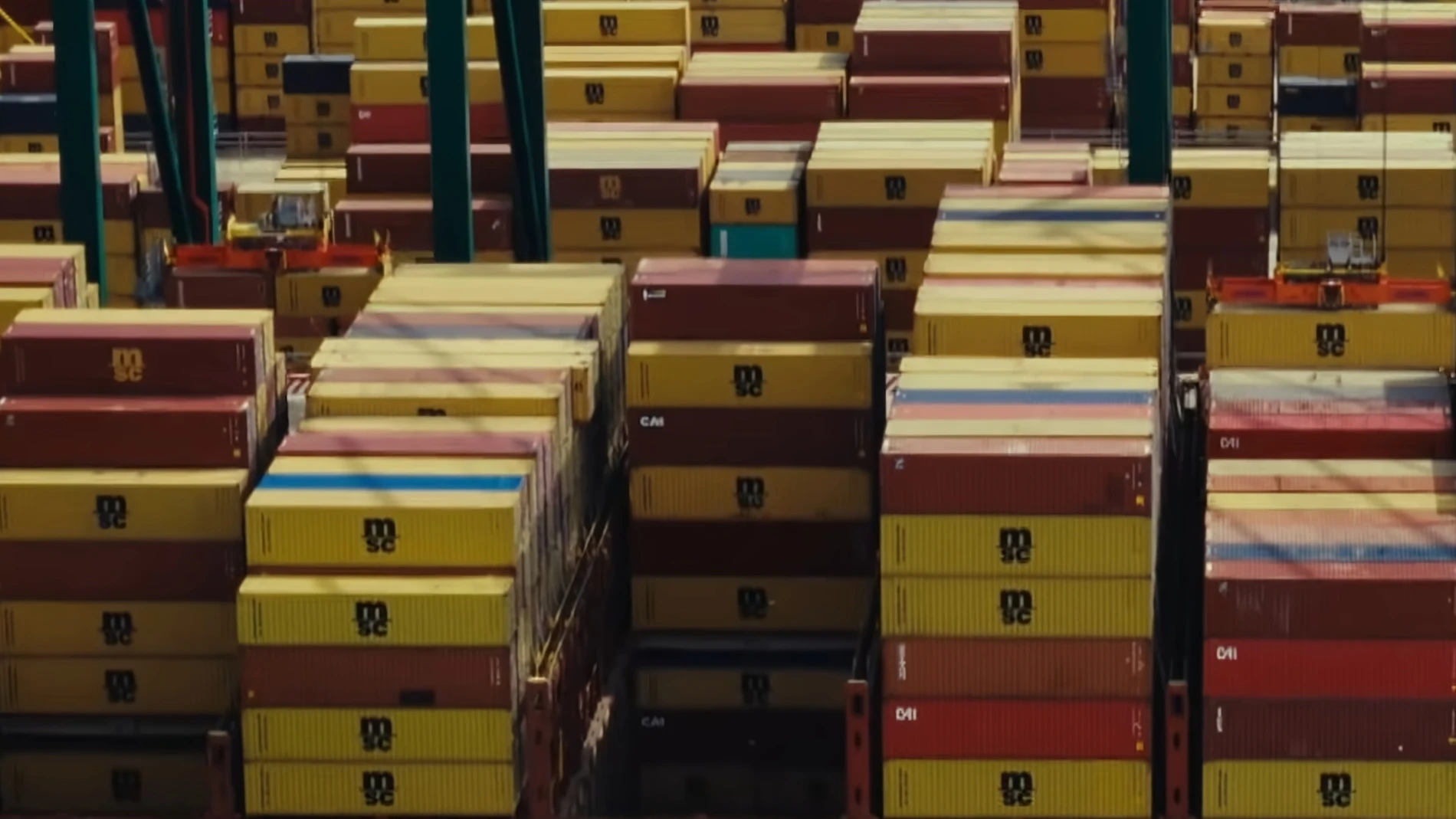 La mayor operación policial contra el fraude fiscal y la mafia china en España se contará en Movistar Plus+