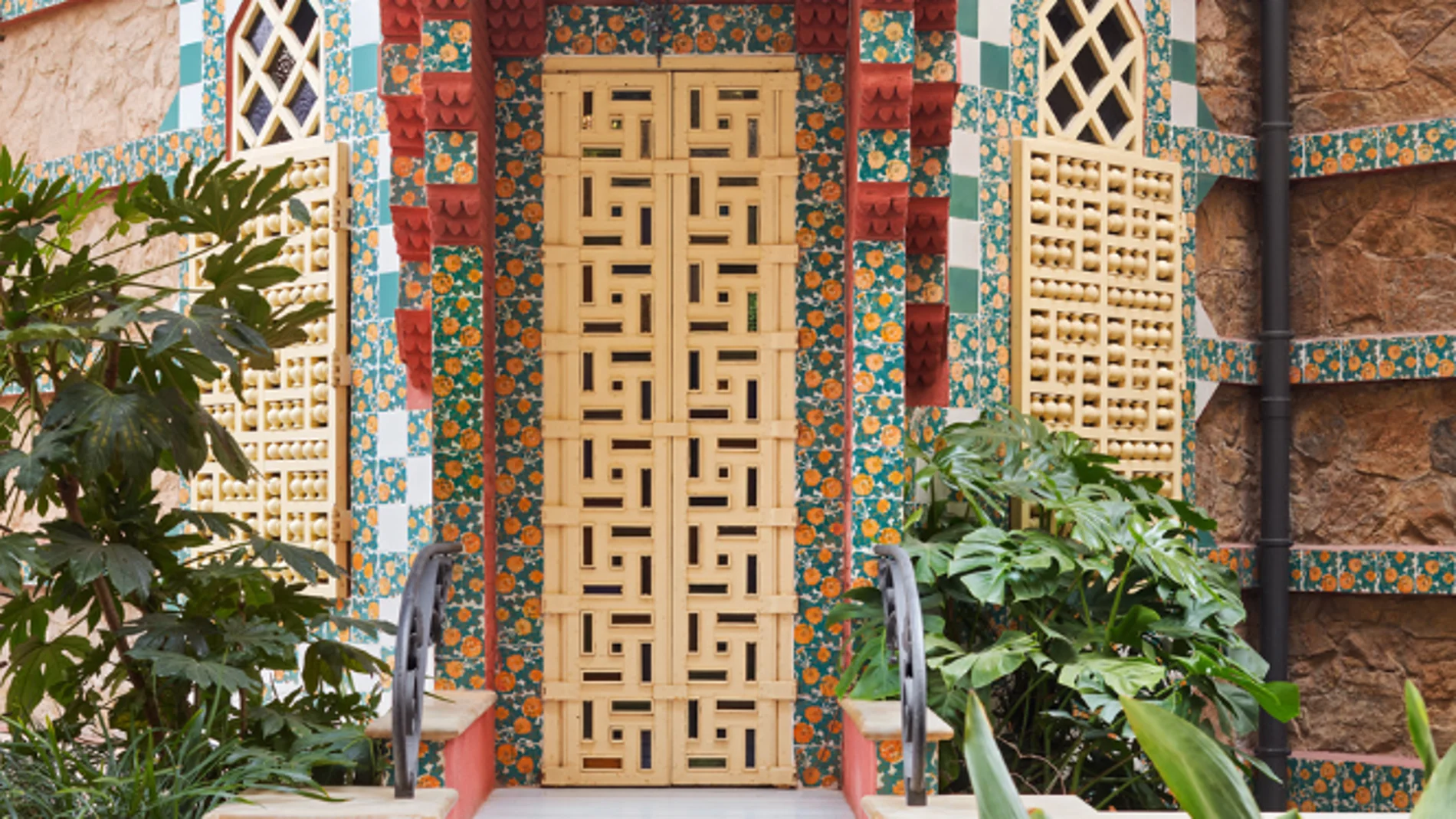 Detalle del exterior de la Casa Vicens
