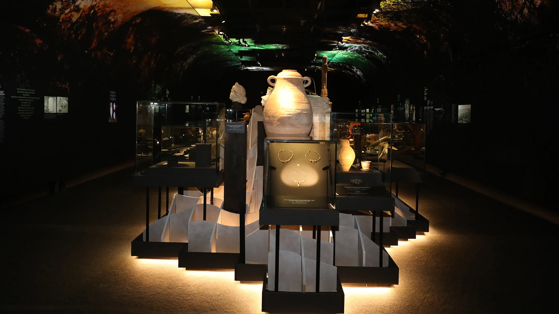 Dénia se abre en canal en el Marq, del arte rupestre a la ciudad contemporánea