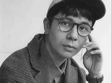 El escritor vietnamita Ocean Voung El escritor vietnamita Ocean Voung