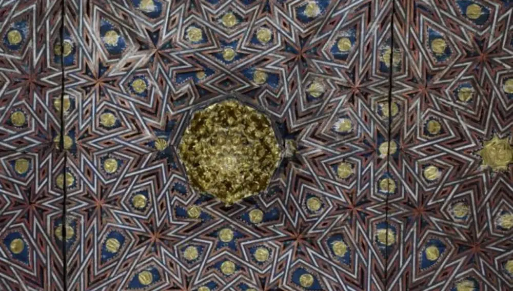 El deslumbrante artesanado mudéjar de Santa Colomba de la Vega