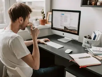 Ideal para teletrabajadores: este mini masajeador portátil promete relajar tus músculos en segundos Beurer MG 18