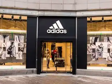 Las Adidas que se parecen a las Gazelle (pero cuestan la mitad): cómodas, clásicas y con miles de valoraciones Adidas VS Pace 2.0