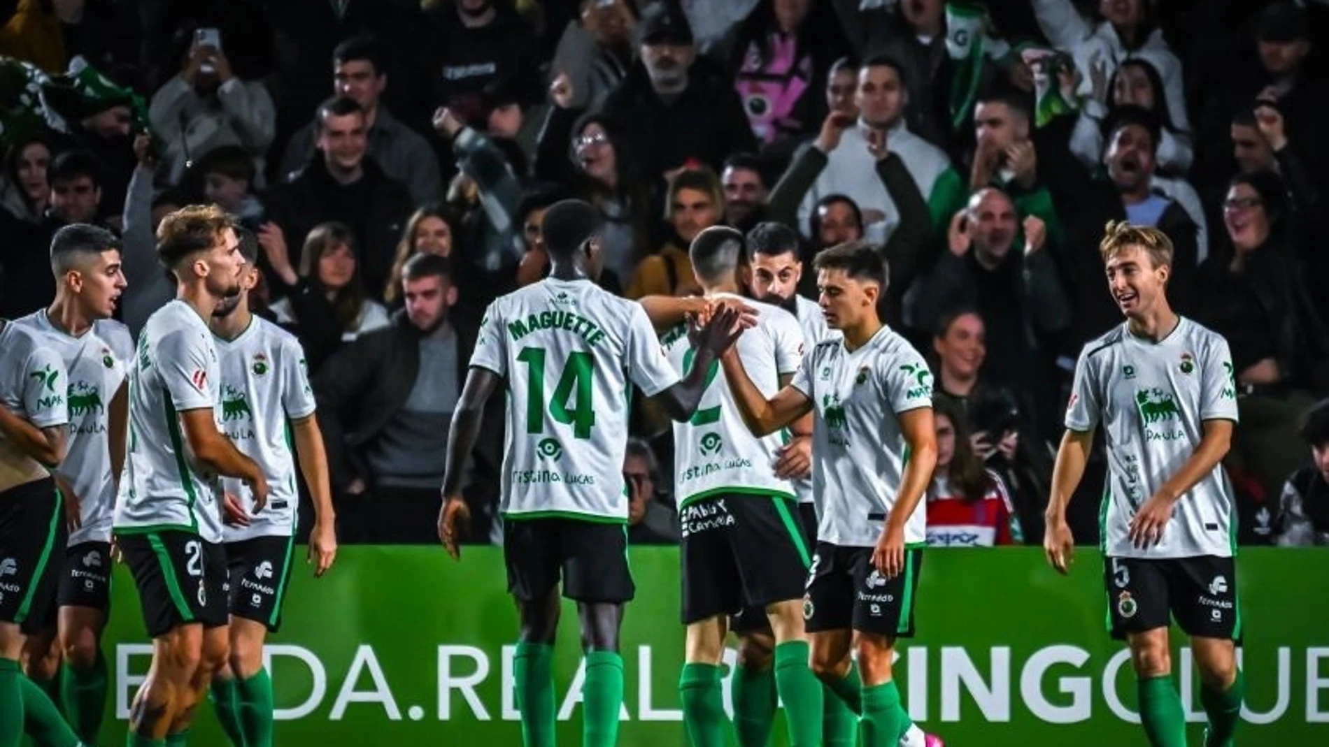 Racing de Santander - Granada REMITIDA / HANDOUT por LaLiga Fotografía remitida a medios de comunicación exclusivamente para ilustrar la noticia a la que hace referencia la imagen, y citando la procedencia de la imagen en la firma 15/11/2025