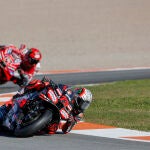 Bezzecchi, por delante de Bagnaia, este sábado en Cheste