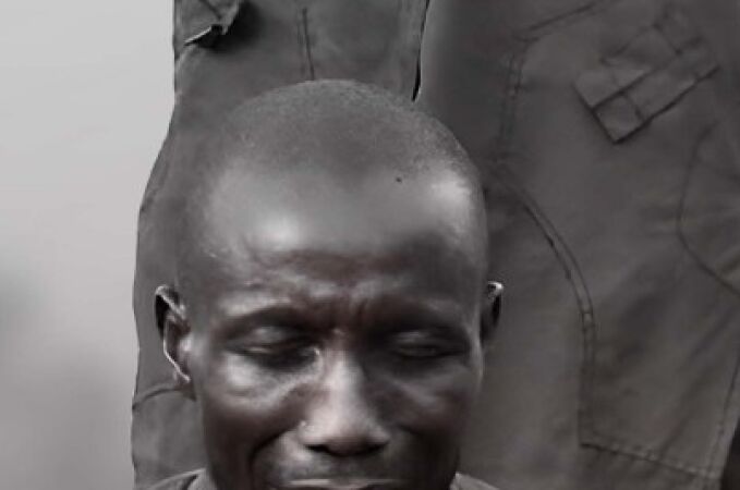 Imagen de un cristiano a punto de ser asesinado utilizada por el Estado Islámico Imagen de un cristiano a punto de ser asesinado utilizada por el Estado Islámico